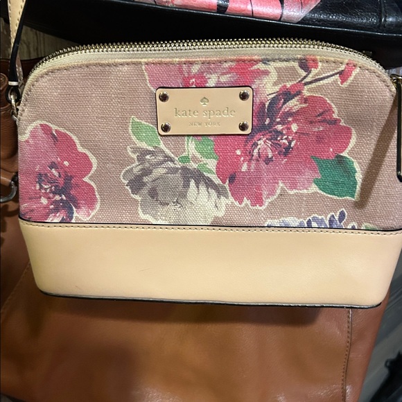 kate spade Handbags - Kate Spade Floral Crossbody Bag - Pink and Cream